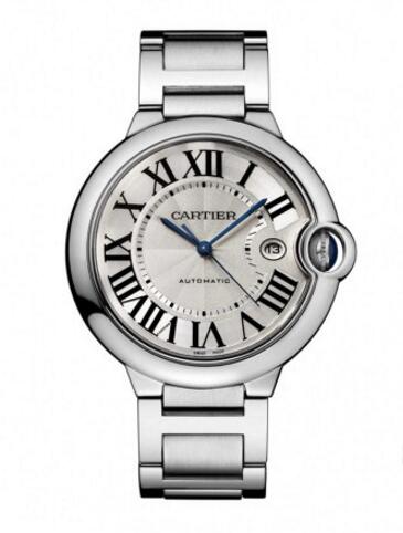 As a classical timepiece, this blue pointers replica Cartier watch attracted a lot of people.