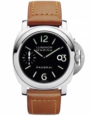 For the delicate brown leather strap, this replica Panerai watch also shows a vintage feeling.