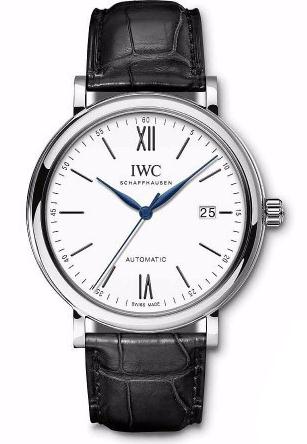 With the perfect combination of black and white, this replica IWC watch presents a classical appearance.